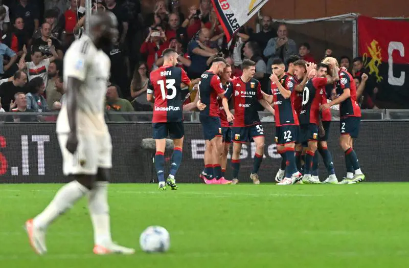 Sprofondo giallorosso a Marassi: il Genoa batte 4-1 la Roma. Mourinho rischia?