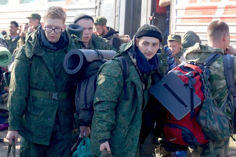 Russia, nuova chiamata alle armi: così Putin può schierare le reclute in Ucraina