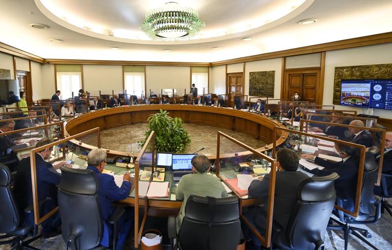 Il Csm volta pagina e passa la linea dura: cacciato il pm che vessava la moglie
