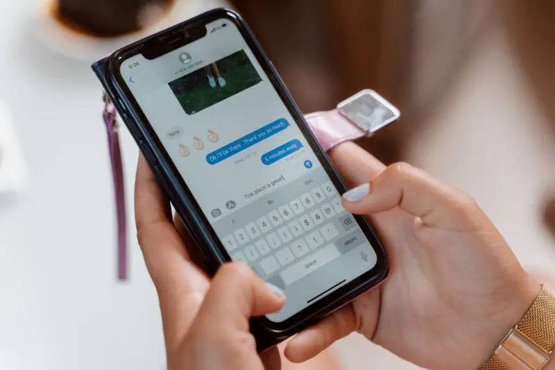 Cassazione: "Molestie sui social non sono come quelle telefoniche"