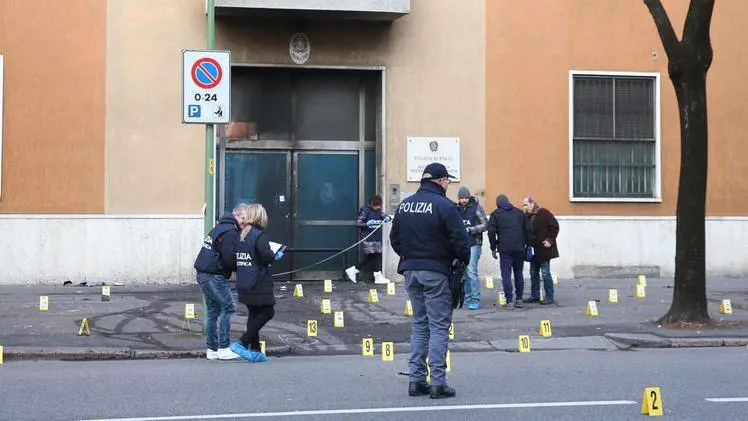 La polizia di Brescia ha arrestato Juan Antonio Sorroche, esponente di spicco della galassia anarco-insurrezionalista