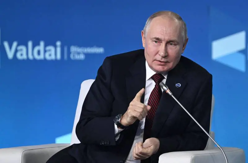 "C'erano frammenti di granate..": la rivelazione di Putin su Prigozhin