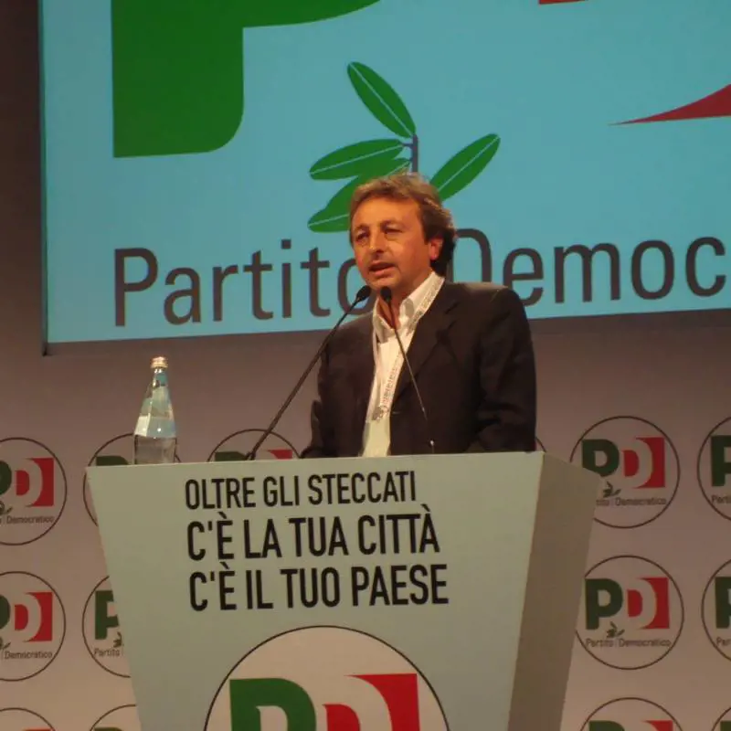 Ex sindaco Pd: "Io vittima di un errore giudiziario. Pd non insegua M5S"