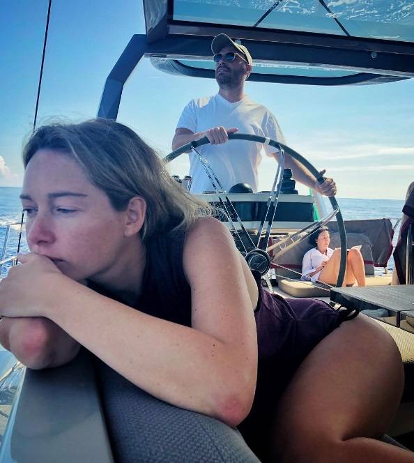 Cristiana Capotondi e Andrea Pezzi in barca a vela (estate 2018)