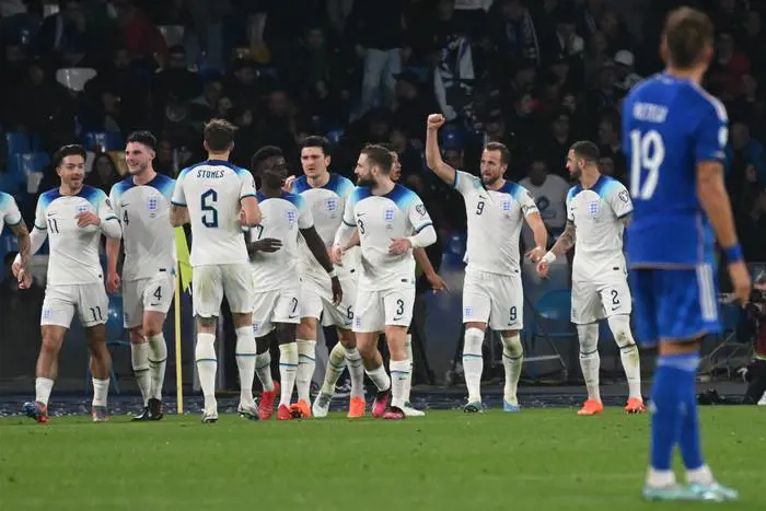 Gli inglesi festeggiano un gol nel match d'andata (Ansa)