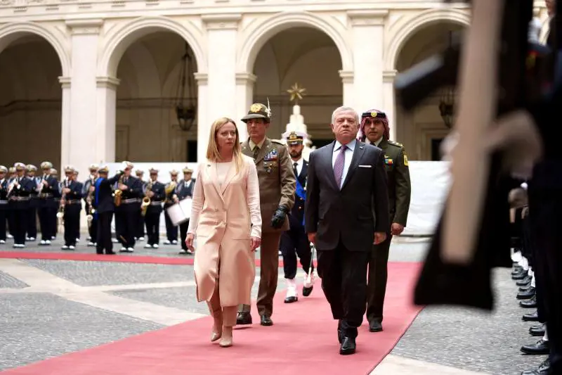 Meloni incontra re Abdallah: gli sforzi sui prigionieri, la guerra e i problemi umanitari