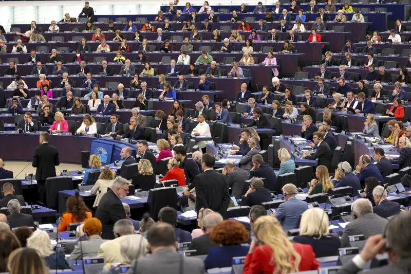 Vota contro Israele: il "regalo" della sinistra Ue ad Hamas