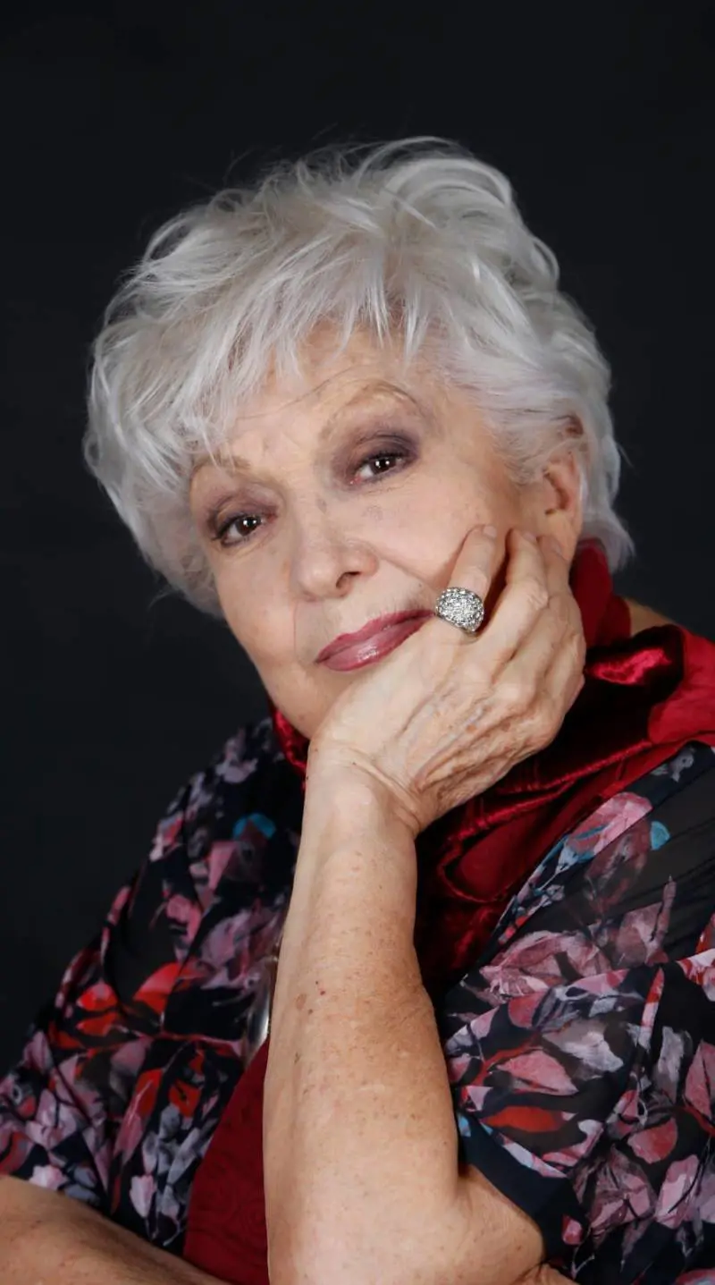 Addio a Marzia Ubaldi: l'attrice ha recitato in "I Cesaroni" e "Suburra"