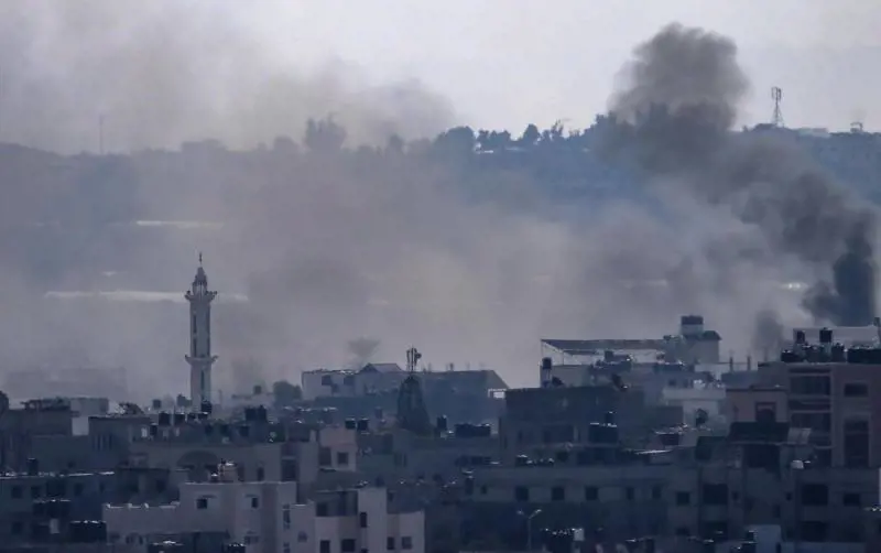Israele amplia le operazioni di terra. Tank nella Striscia: "Attacco senza precedenti" | La diretta