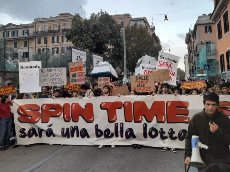 "Sarà una lotta". Sinistra e abusivi sfidano il Viminale