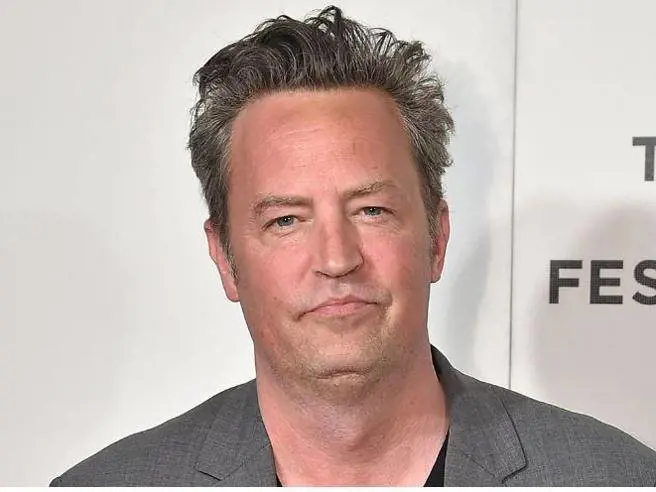 Tre olive e "Mattman": gli ultimi post inquietanti di Matthew Perry