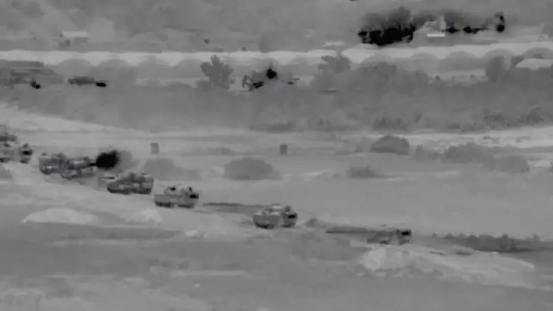 Lancio di razzi da Siria e Yemen. Truppe israeliane verso Gaza city