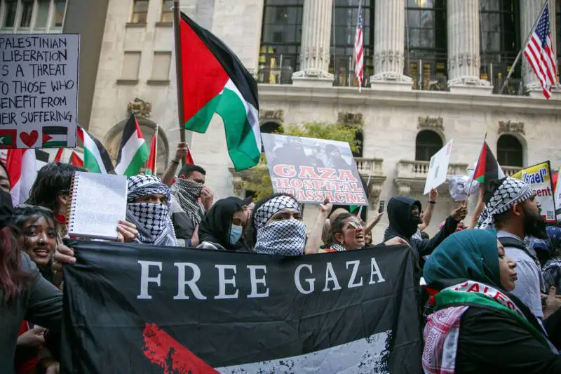 New York, prof della Columbia nella bufera: "Attacco Hamas è operazione militare"