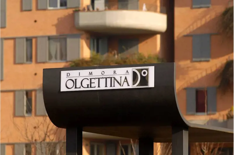 Le "Olgettine" non accettano lo sfratto. E prosegue la persecuzione inflitta al Cav