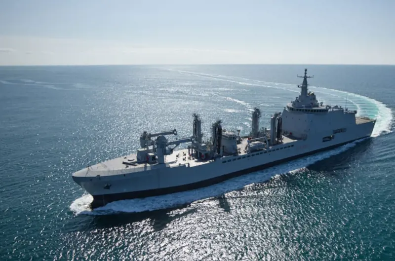 Nave Vulcano verso Israele: cosa c'è dietro alla missione della marina militare italiana