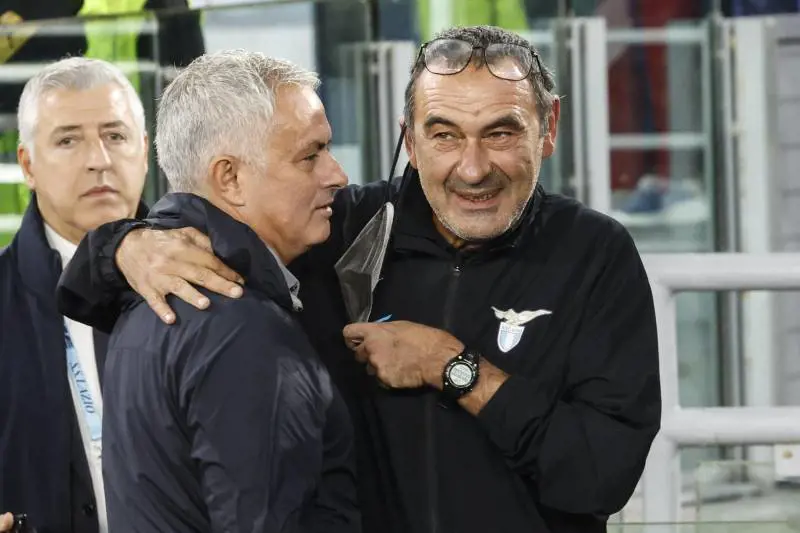 Sarri sfida Mou, la Coppa con vista sul futuro