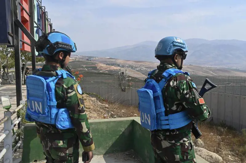 Soldati dell'Unifil al confine tra Libano e Israele.