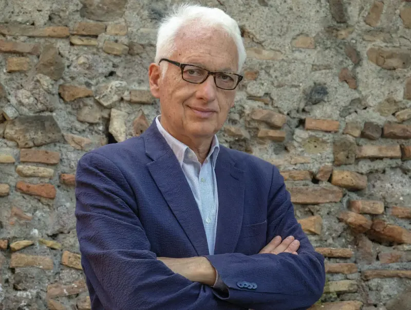 "Scrittori finti ribelli e veri conformisti"