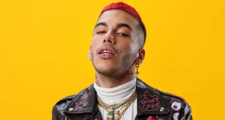 "La rieducazione passa anche per la musica": nuova bufera su Sfera Ebbasta 