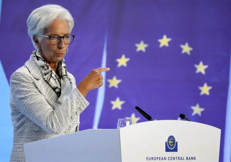 I tassi Bce fermi al 4,5% sono frutto di un’eresia che pugnala la crescita: Lagarde prenda nota