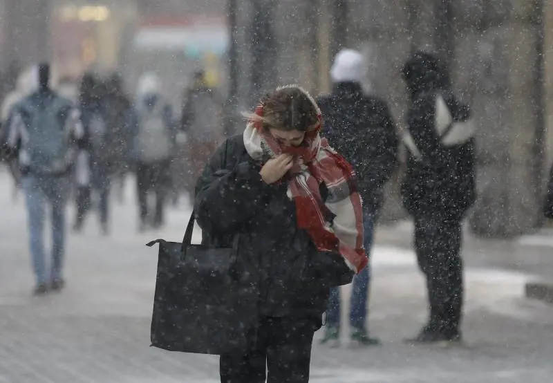 Arriva il freddo, temperature giù di 10 gradi: occhio all'effetto "wind-chill" sul corpo