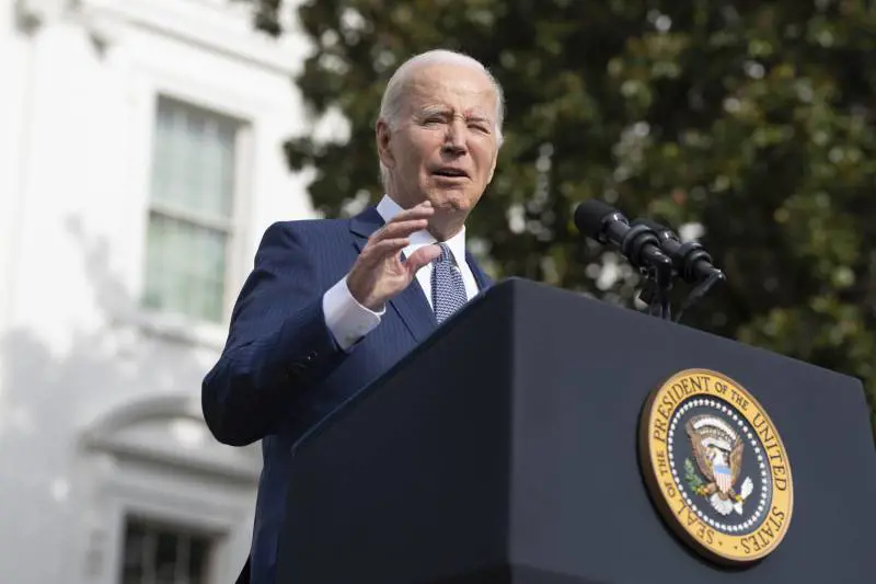 "Dobbiamo fermare Putin": Biden chiede al Congresso nuovi aiuti per Kiev