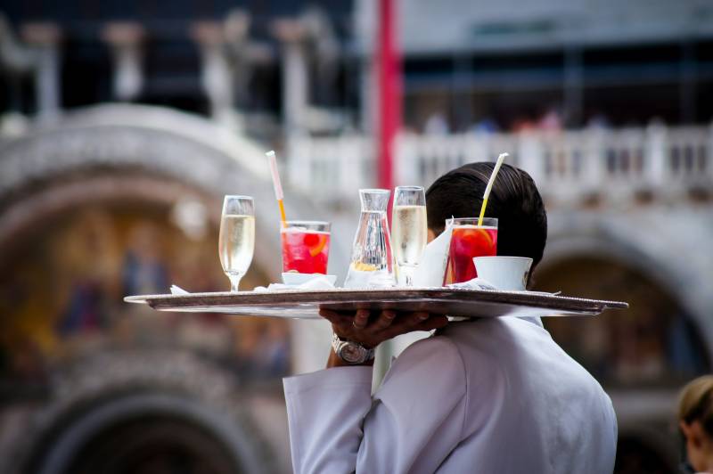 Hai lavorato a Ferragosto? Ecco quanto ti spetta in busta paga