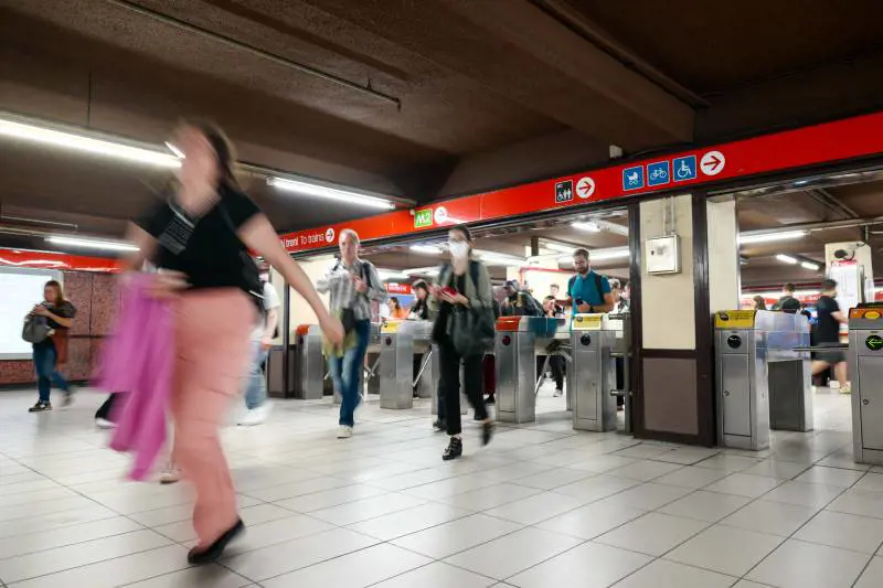 Viaggiare in profondità. La metropolitana sogna il "rosa" e punta a 104 chilometri in più
