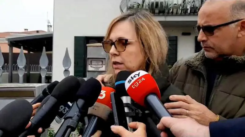 "Incontro rimandato". I genitori di Turetta prendono tempo: salta la visita in carcere