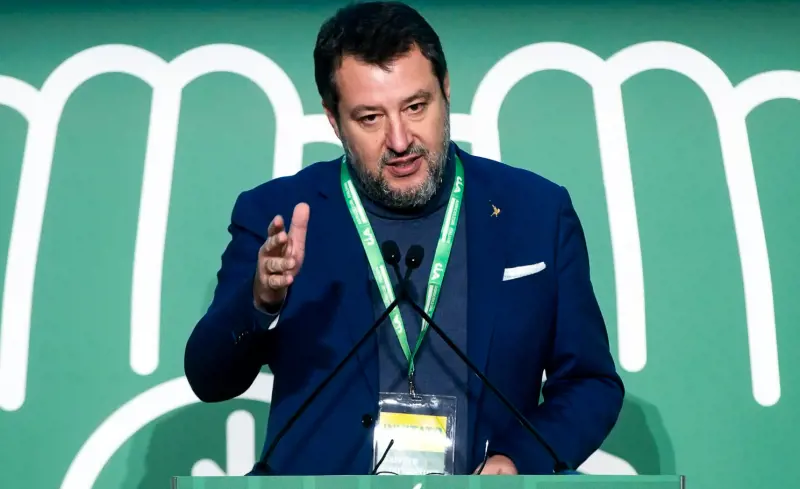 Salvini, il vertice sovranista scatena il caos