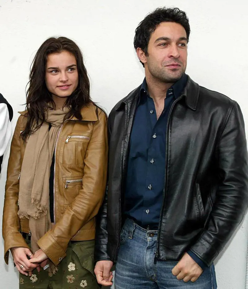 Pietro Taricone e Kasia Smutniak alla conferenza stampa di presentazione di "Radio West" (2003)