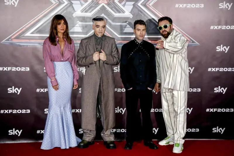 "Sky chiuda X Factor". Codacons pronto a raccogliere firme per far chiudere il talent