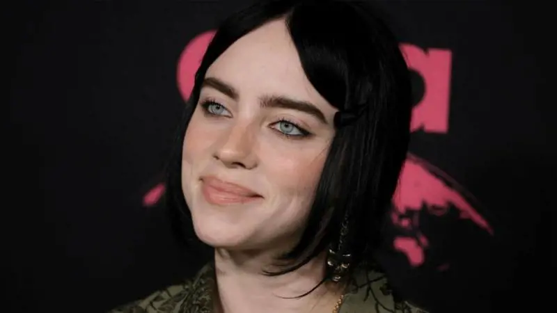 "Pensavo fosse ovvio...". Billie Eilish fa coming out