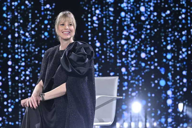 "Nascerai in un mondo difficile, ma ti aiuterò". Federica Pellegrini e la lettera alla figlia