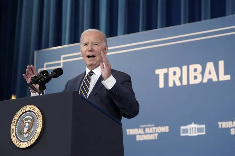 "Si rischia l'intervento delle truppe Usa...". La terribile profezia di Biden