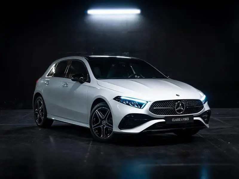 Una Mercedes Classe A ispirata alla PlayStation 5