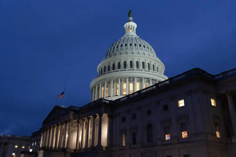 Aiuti Usa a Kiev, lo schiaffo a Biden e Zelensky: bloccati i fondi