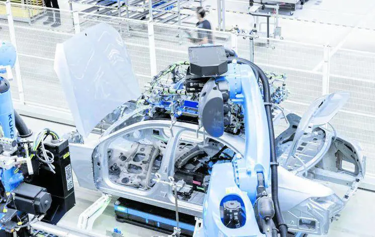 Viaggio nella Factory 56, dove i robot sono già al servizio degli esseri umani