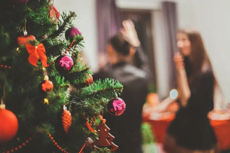 10 capi per creare l'outift perfetto ad una cena aziendale