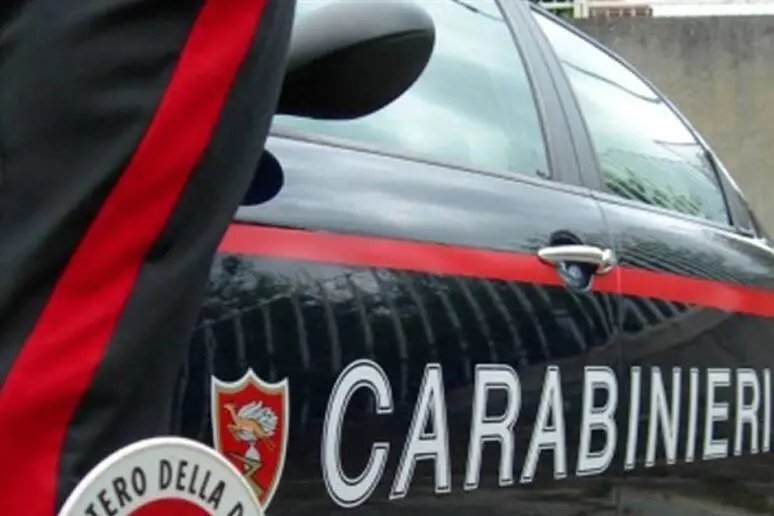 "Mando le foto a tua moglie...". Quel ricatto dell'ex amante per 800 euro