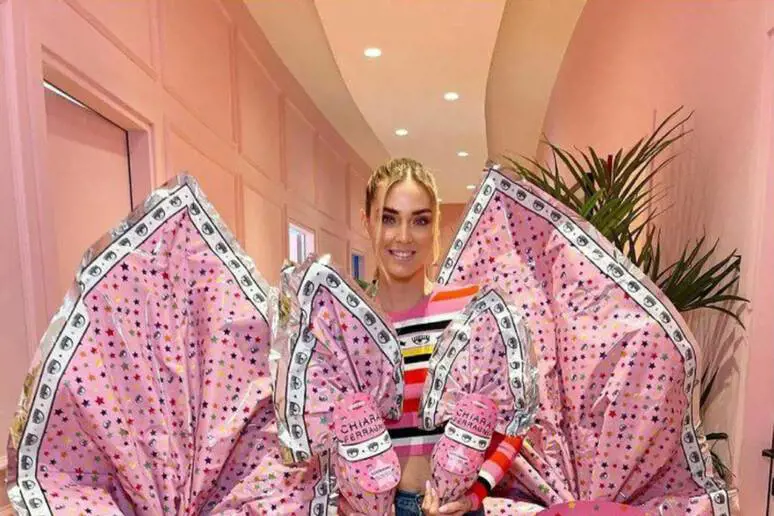 Chiara Ferragni, il pm di Milano indaga anche sul caso delle uova di Pasqua