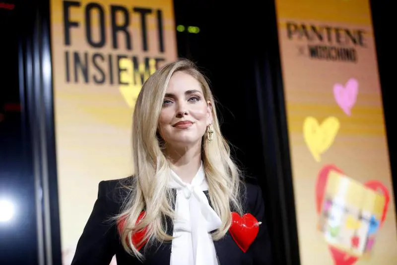 "Ferragni? Caduta in declino". Lo store dell’influencer resta vuoto (anche con i saldi)