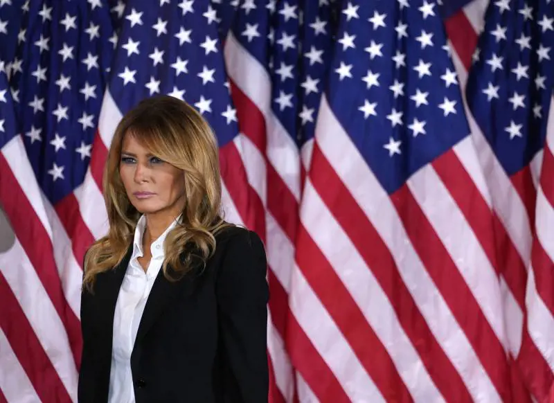 Melania Trump a gamba tesa nel vertice in Alaska: una lettera segreta a Putin