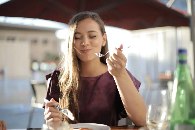 Mindful eating, cosa significa mangiare in maniera consapevole