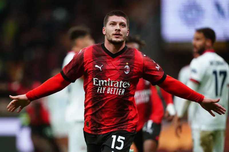 Coppa Italia, il Milan cala il poker contro il Cagliari: i rossoneri volano ai quarti