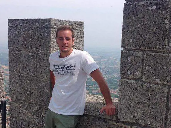 Chi è Luca Campana, il ferito di Capodanno che ora pensa alla querela