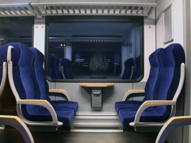 Provoca un incendio sul treno con il gel per le mani: la follia dello straniero