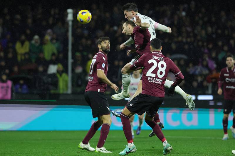 Vlahovic gol Salernitana Juventus