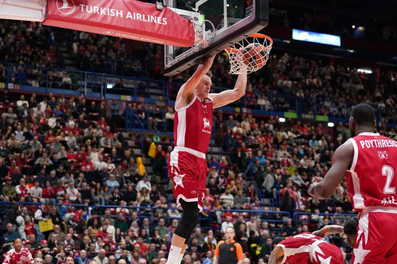 Basket, da oggi i quarti nella corsa per il titolo