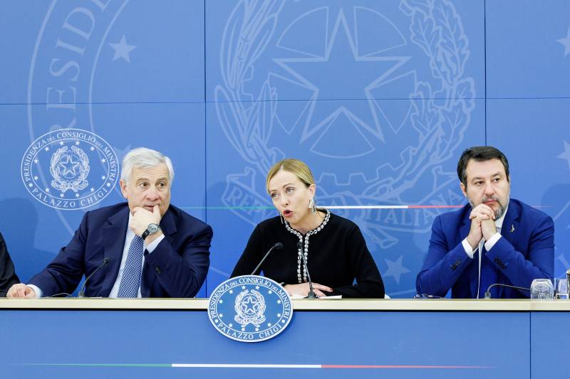 L'estate fa salire tutto il centrodestra